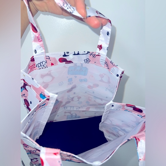 Hello kitty lunch bag - Picture 3 of 3